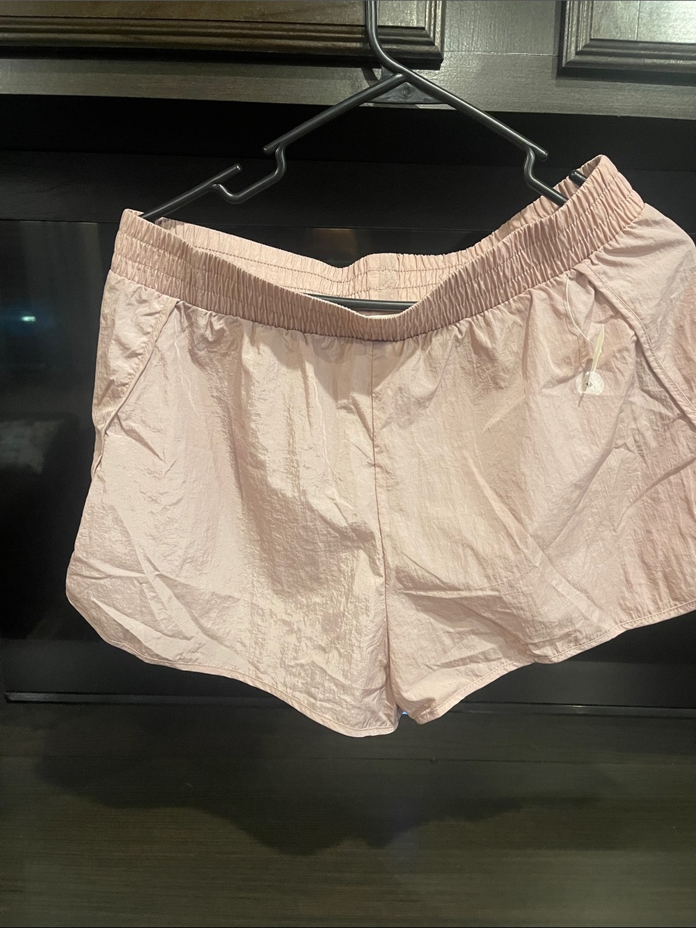 Aeropostale Mauve Nylon Shorts. Medium. NWT